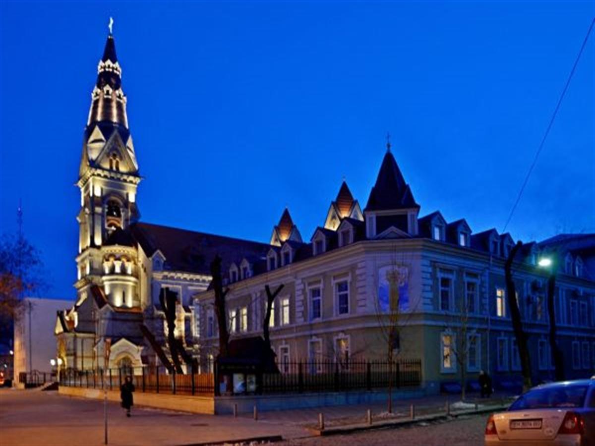 Saint Paul Odessa Hotel Bagian luar foto